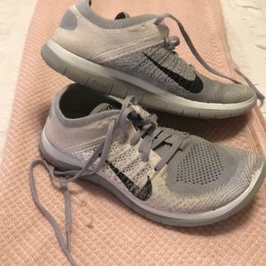 Nike Free Run Women’s Tennis Shoes 8.5